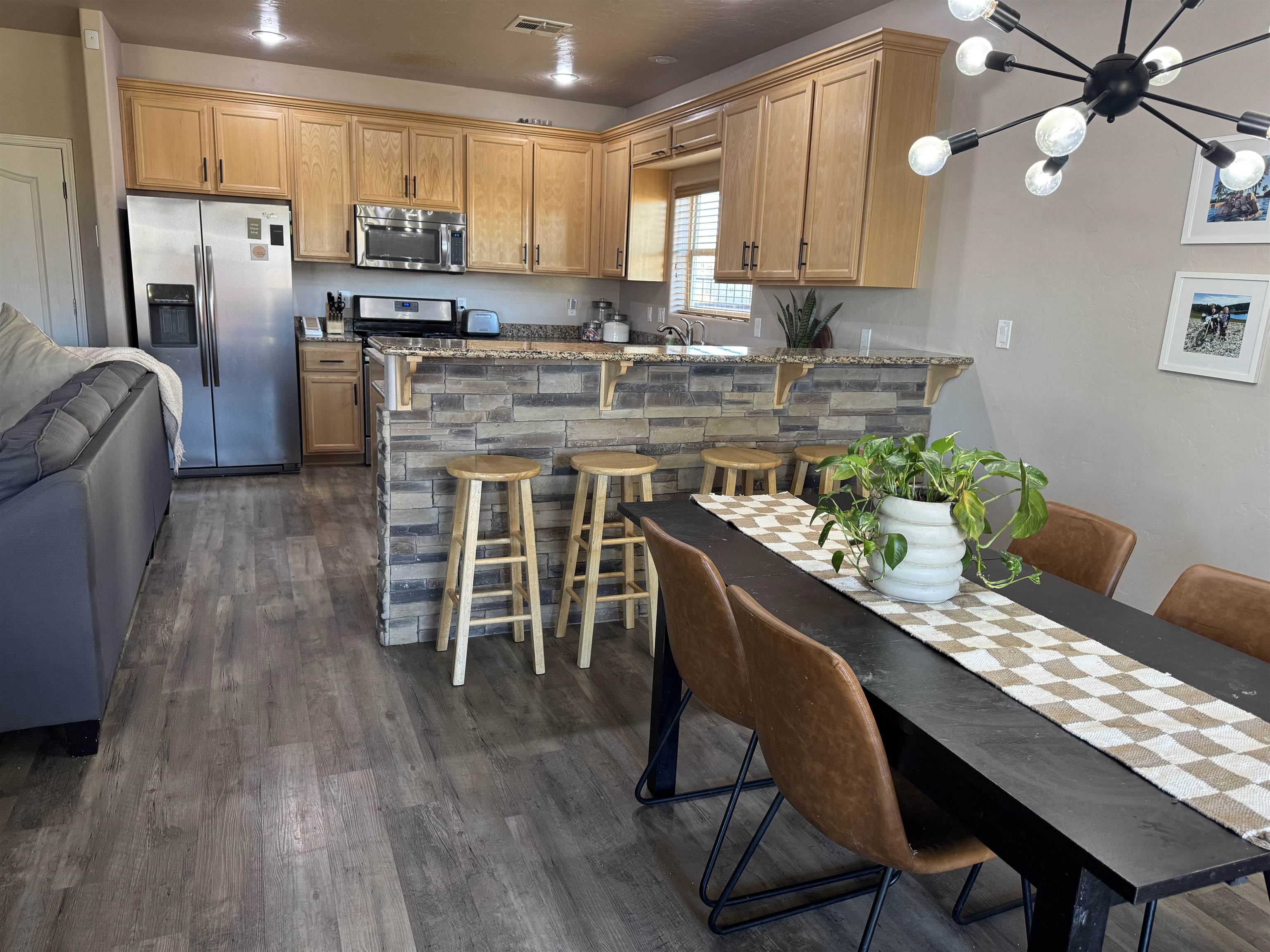 3414 Red Arroyo DR