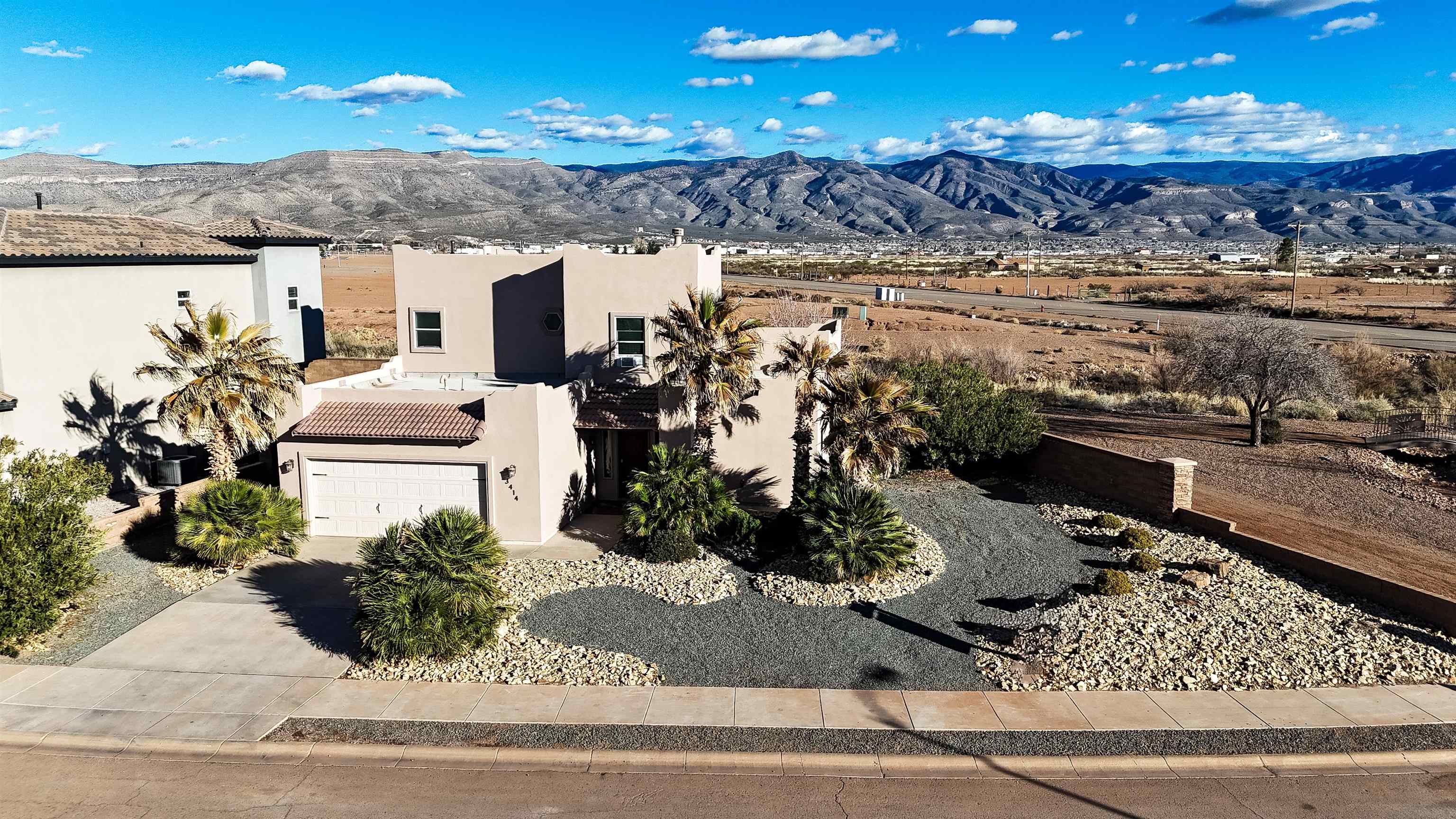 3414 Red Arroyo DR
