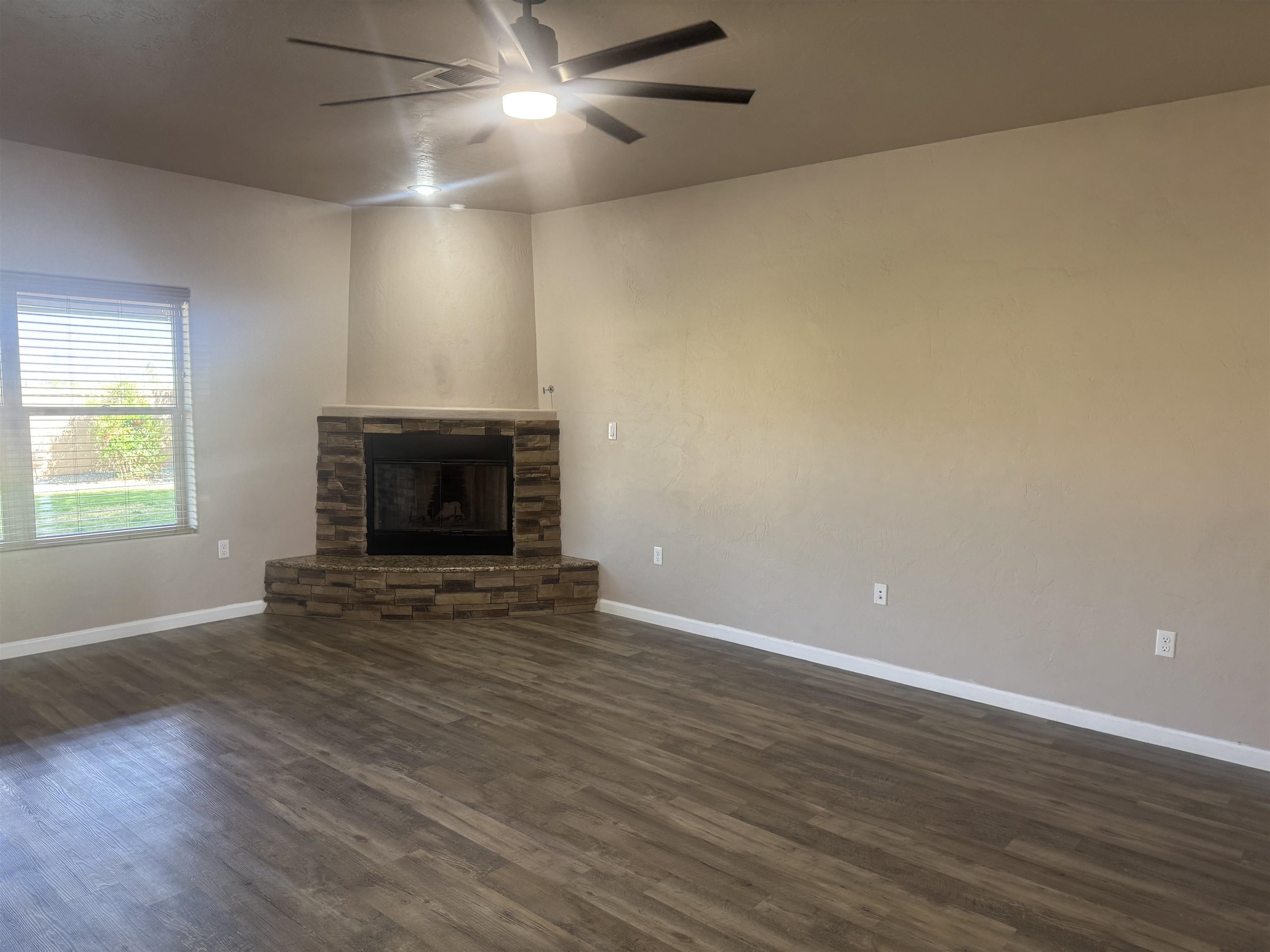 3414 Red Arroyo DR