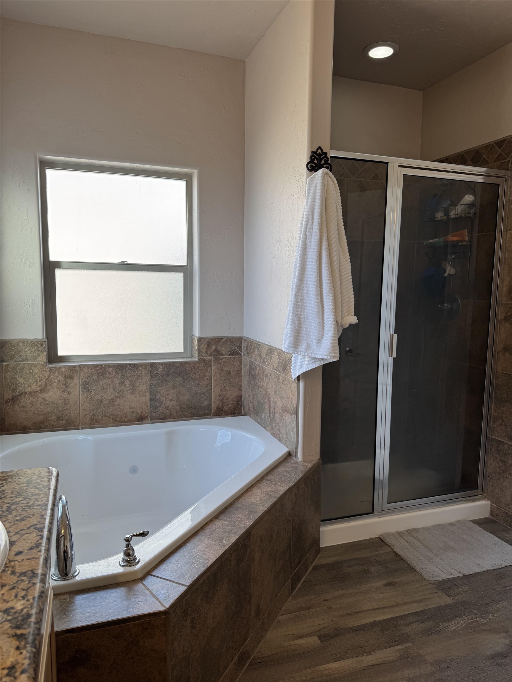 3414 Red Arroyo DR