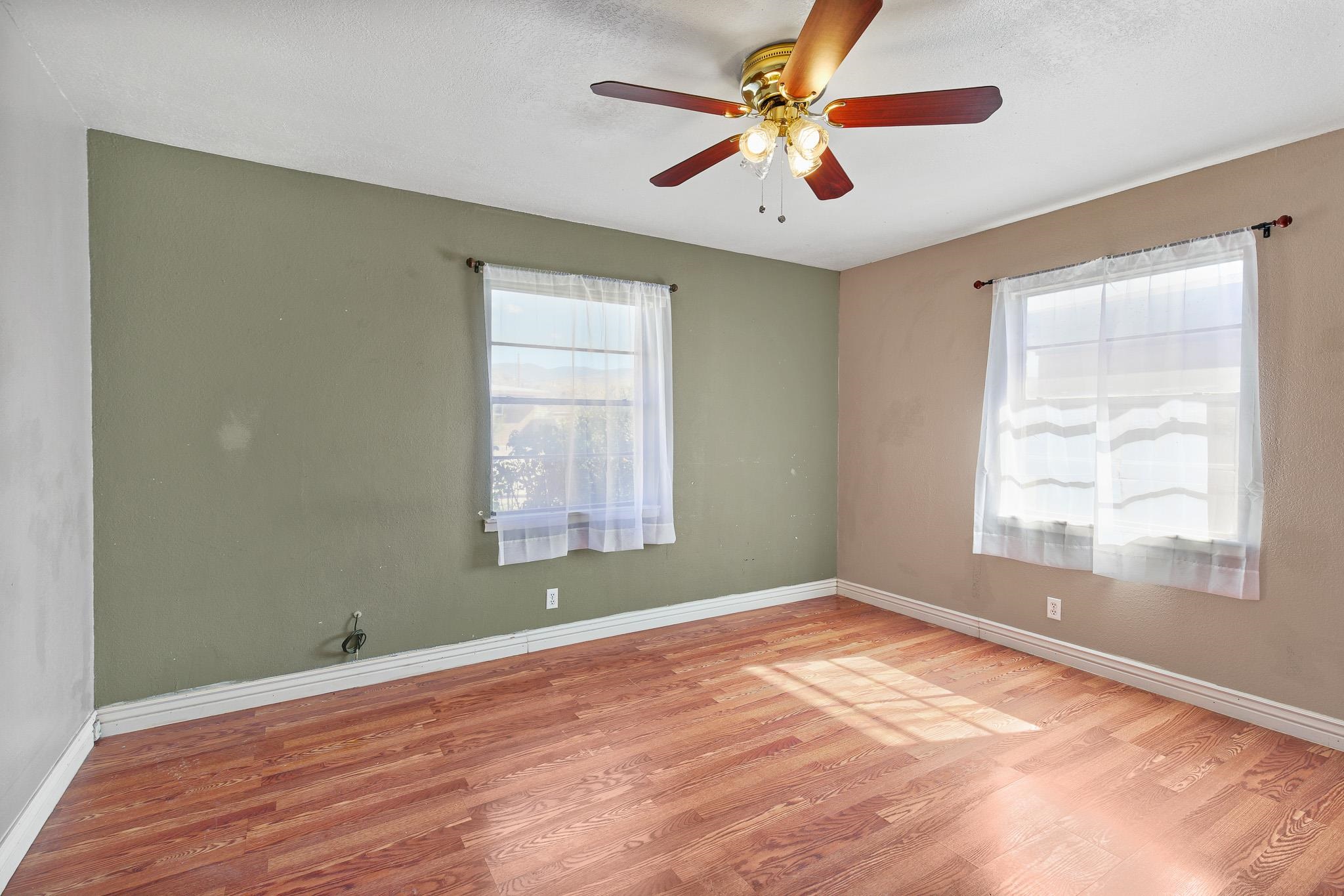 1200 Uranus DR