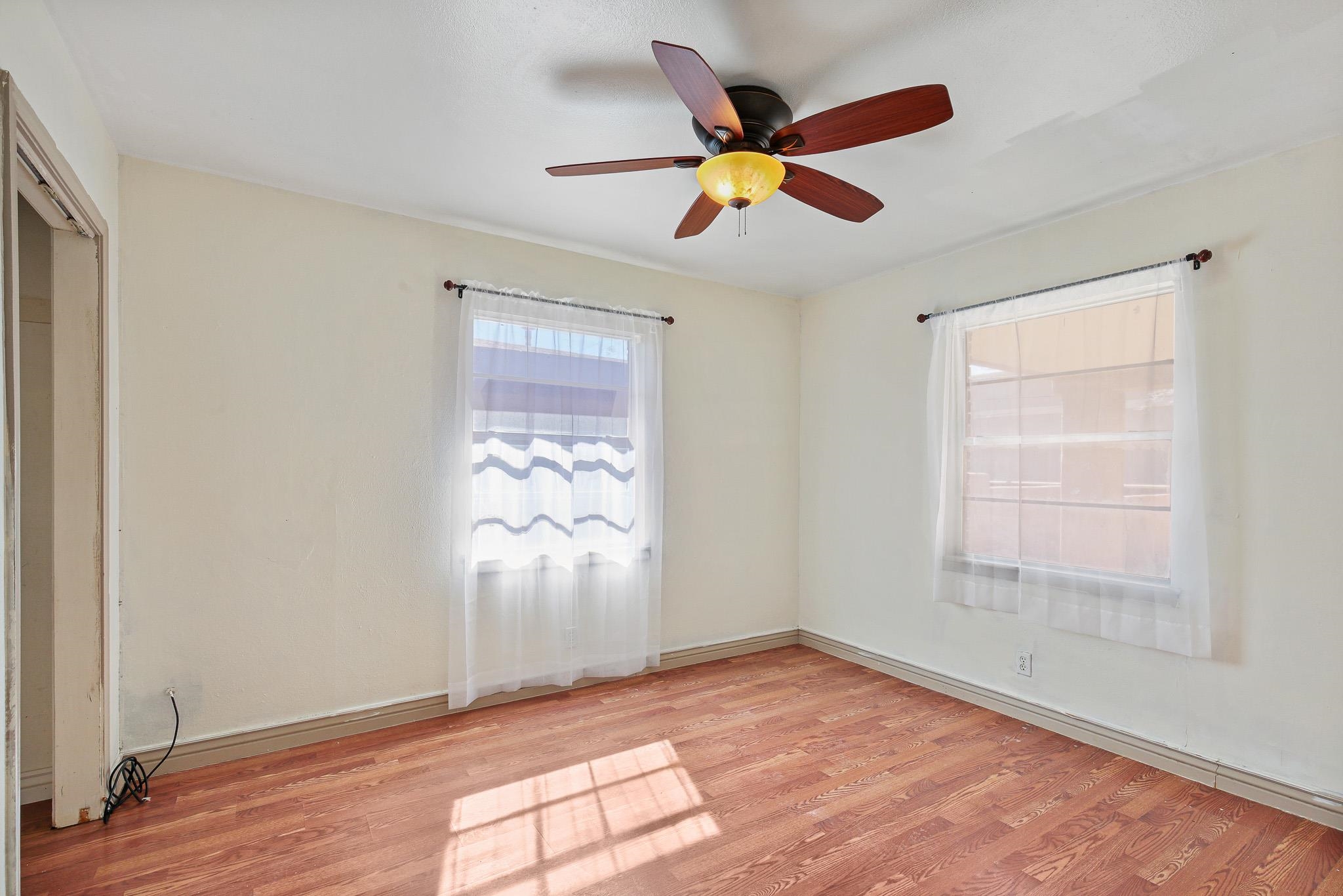 1200 Uranus DR