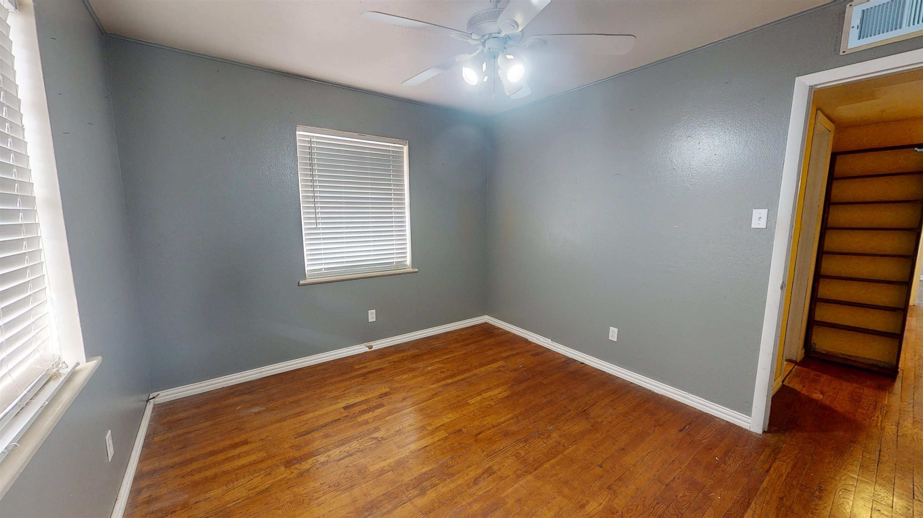 507 Panorama BLVD