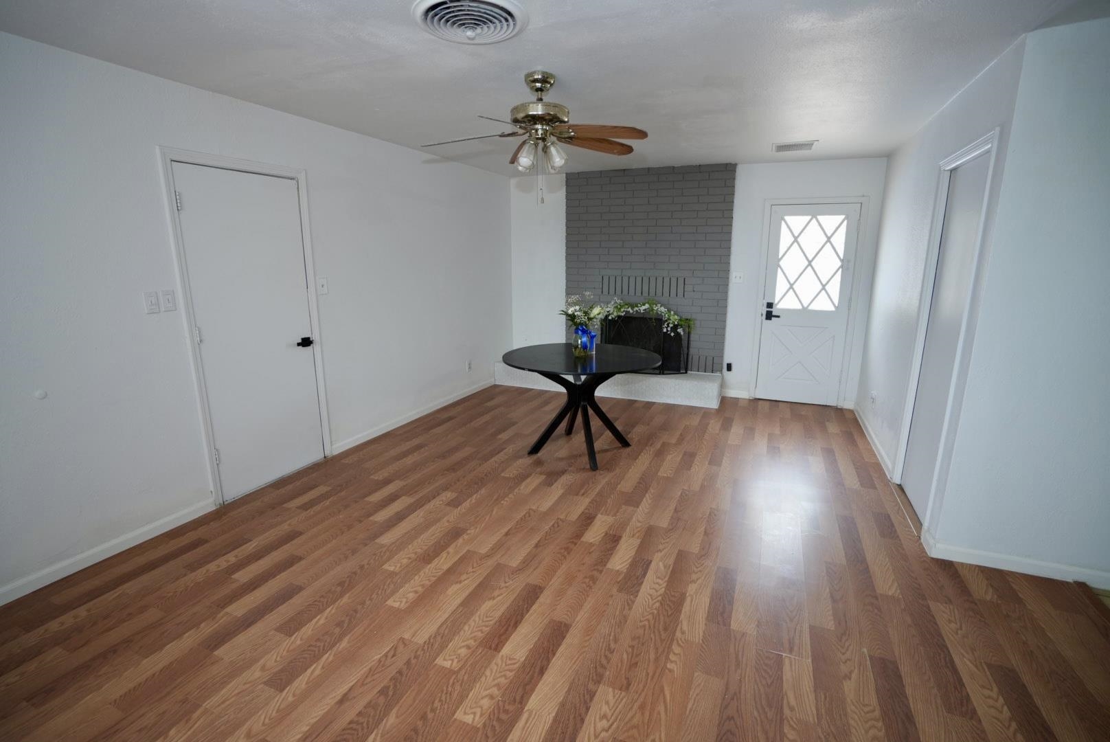 1518 Scenic DR