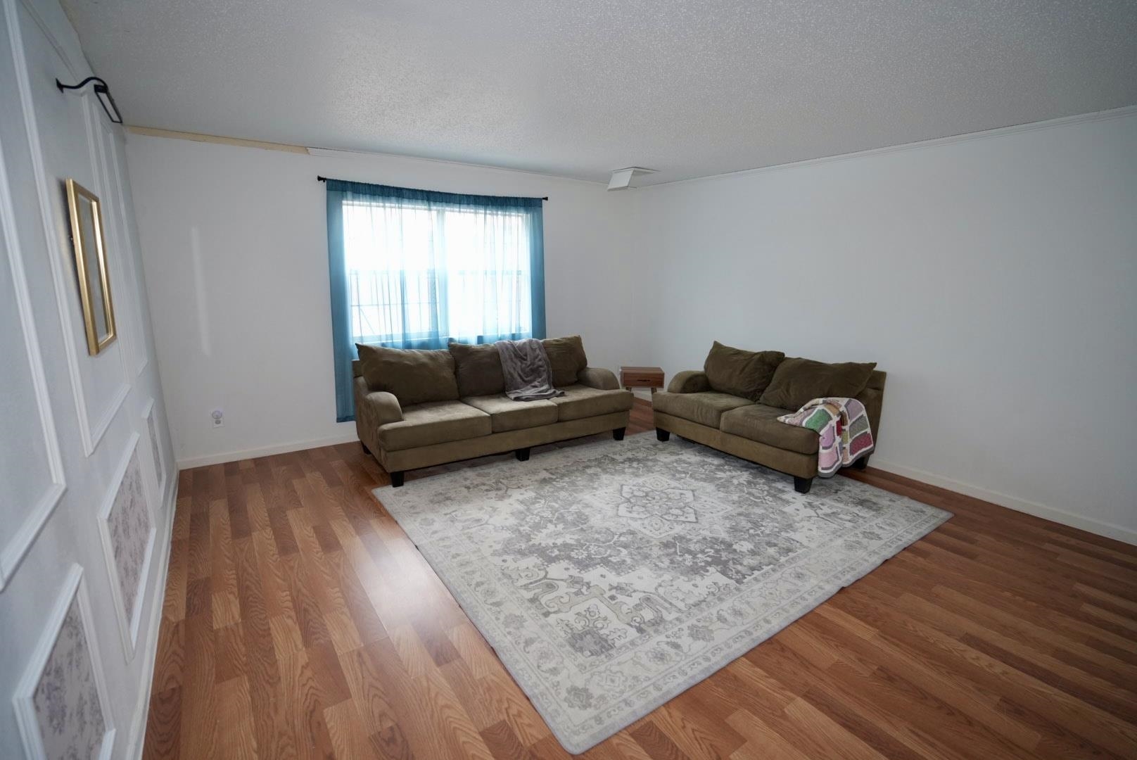 1518 Scenic DR