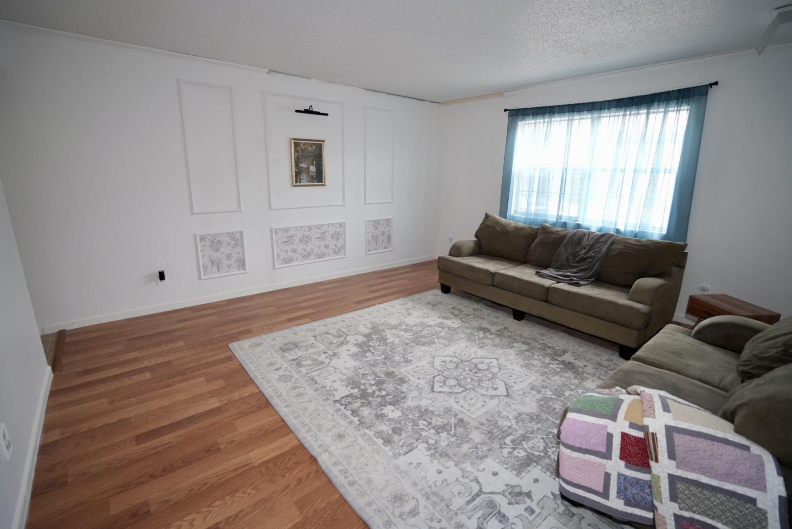 1518 Scenic DR