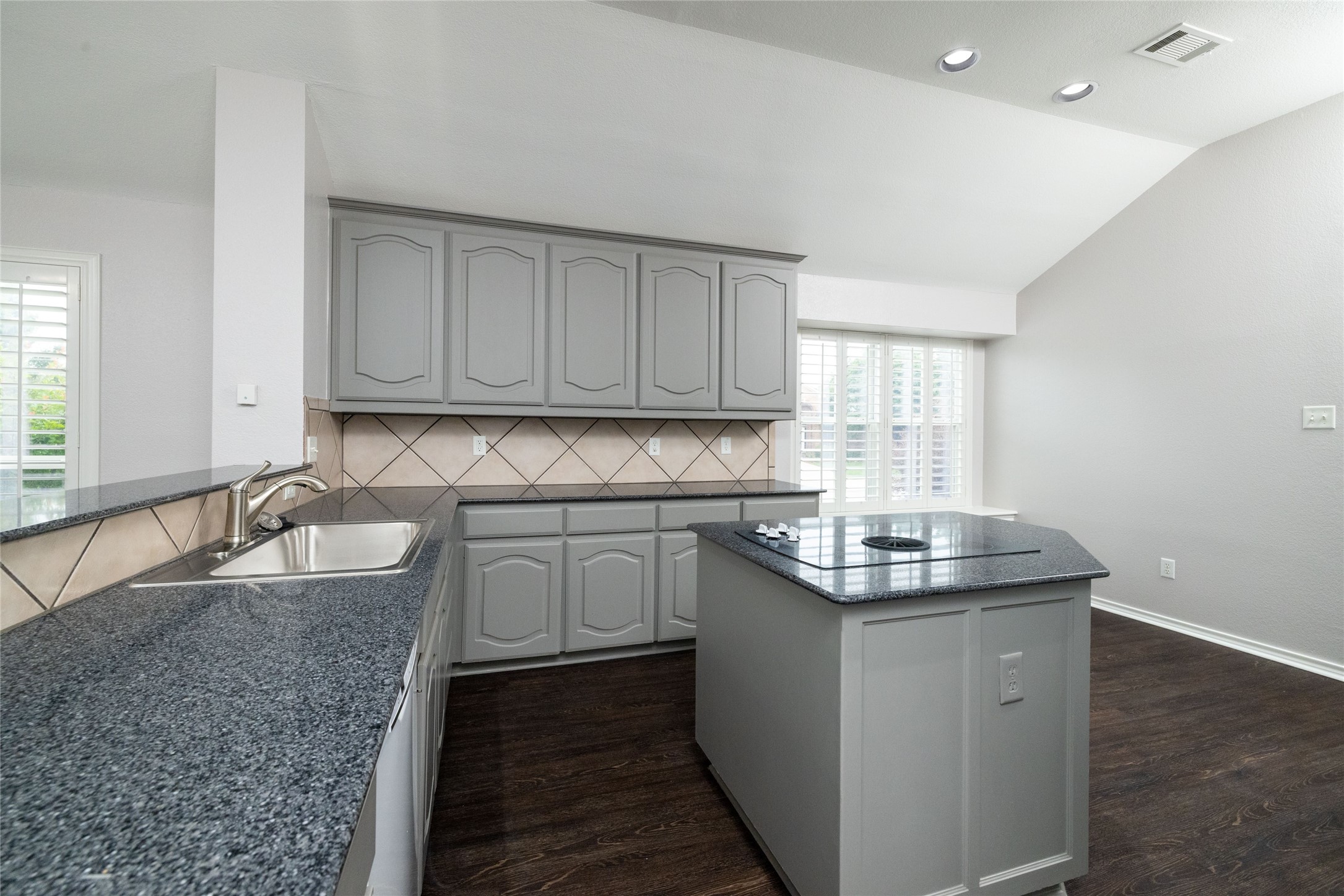 4800 Heber Springs Trail
