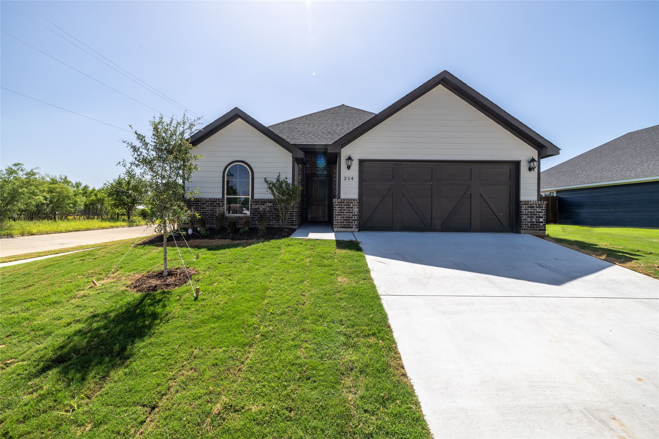 214 Clover Circle