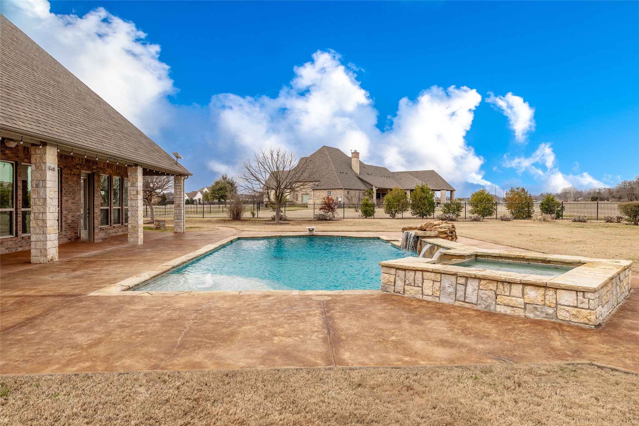 100 Mesquite Meadow Lane