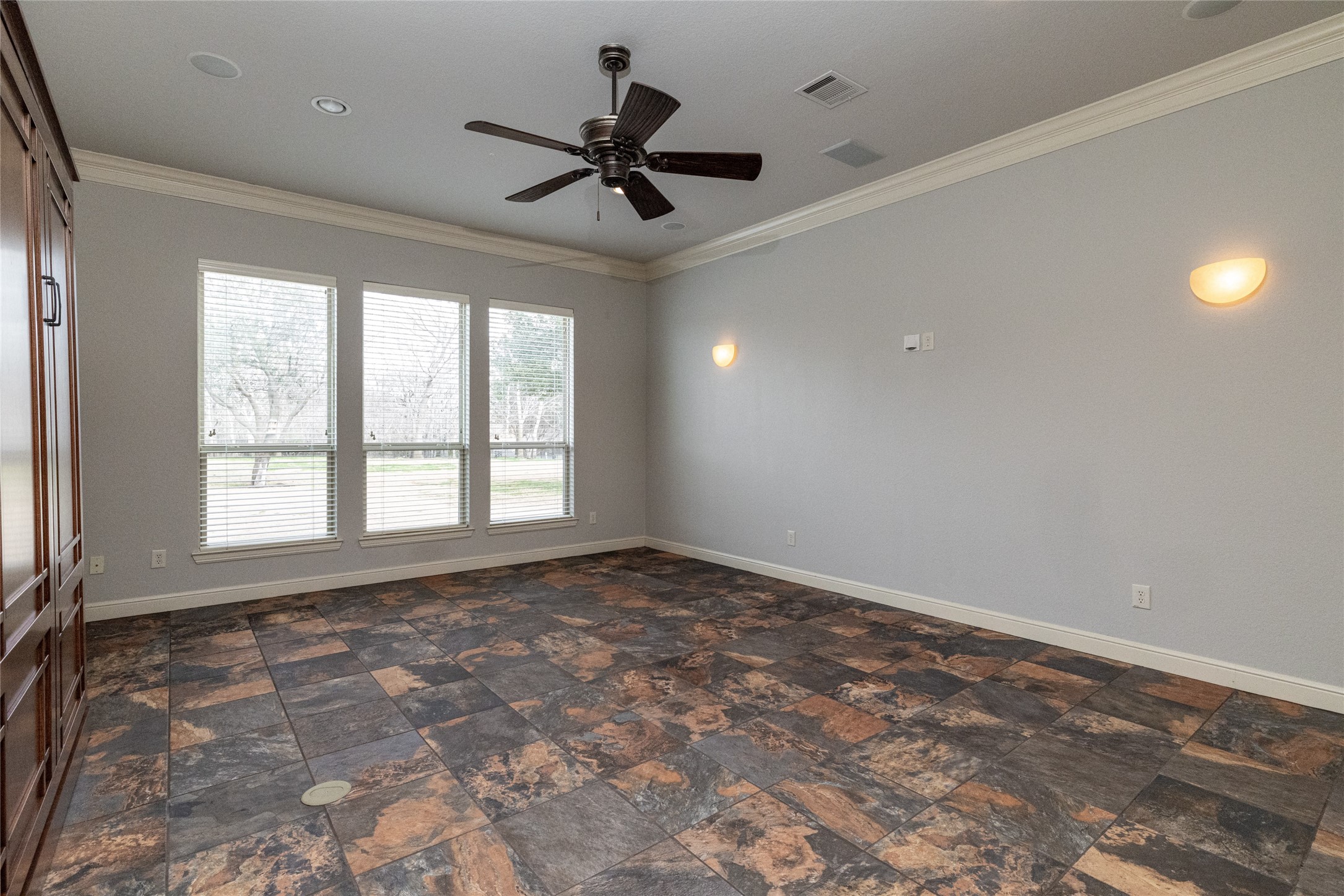 100 Mesquite Meadow Lane