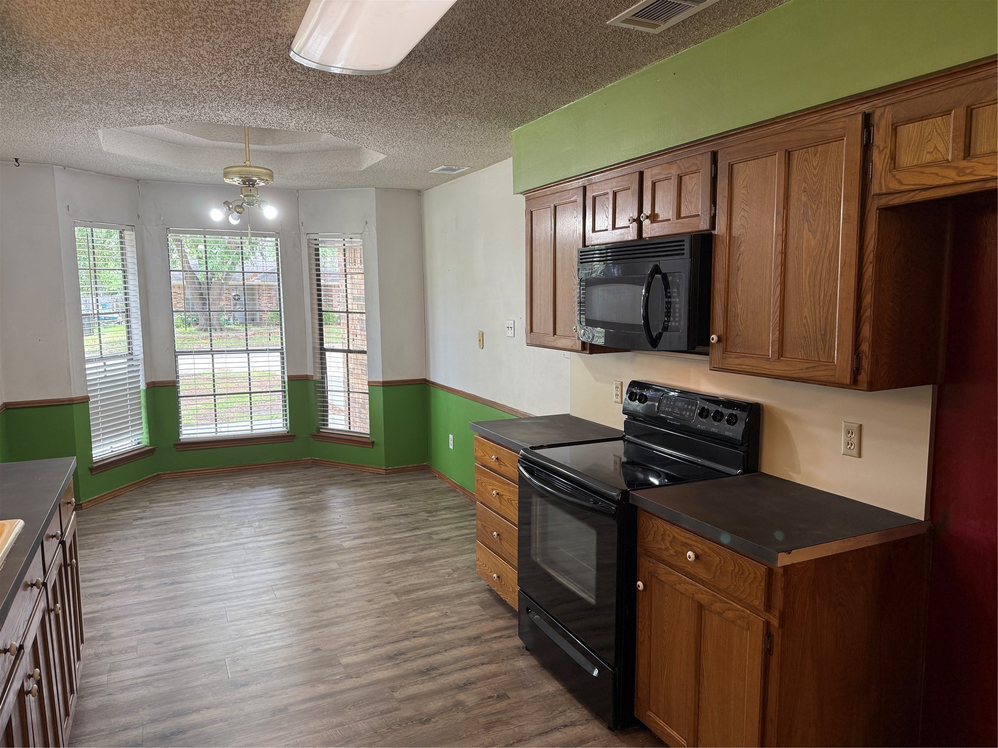 713 Paintbrush Drive