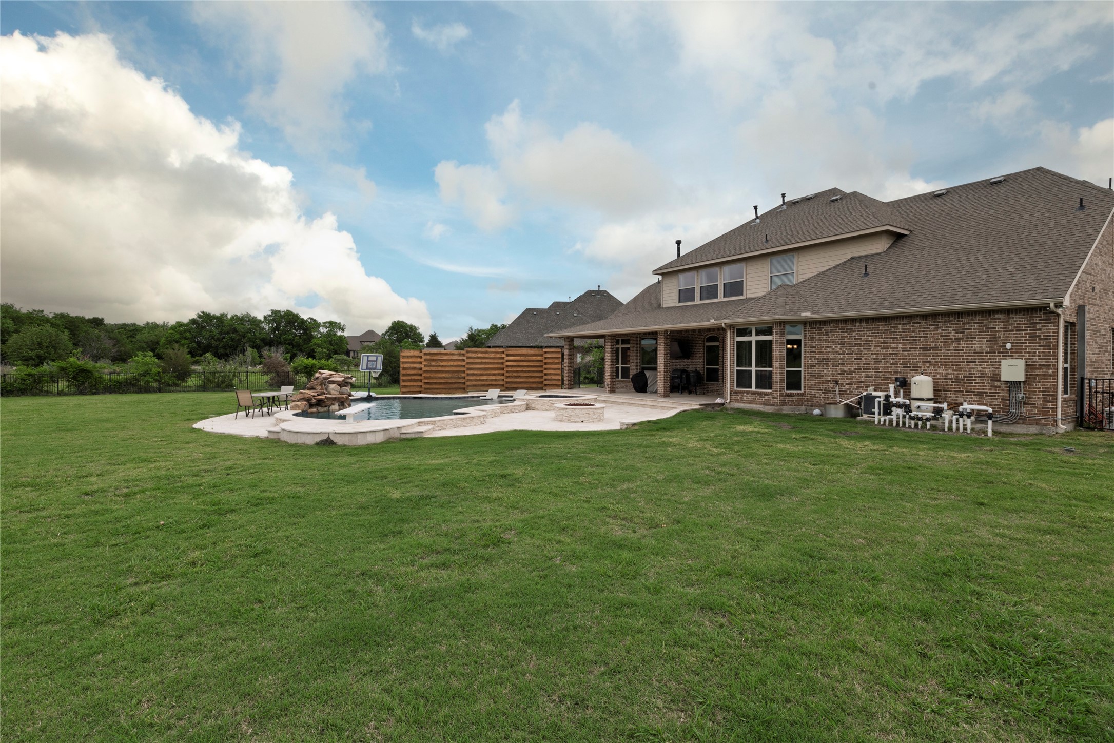 1413 Artesia Lane