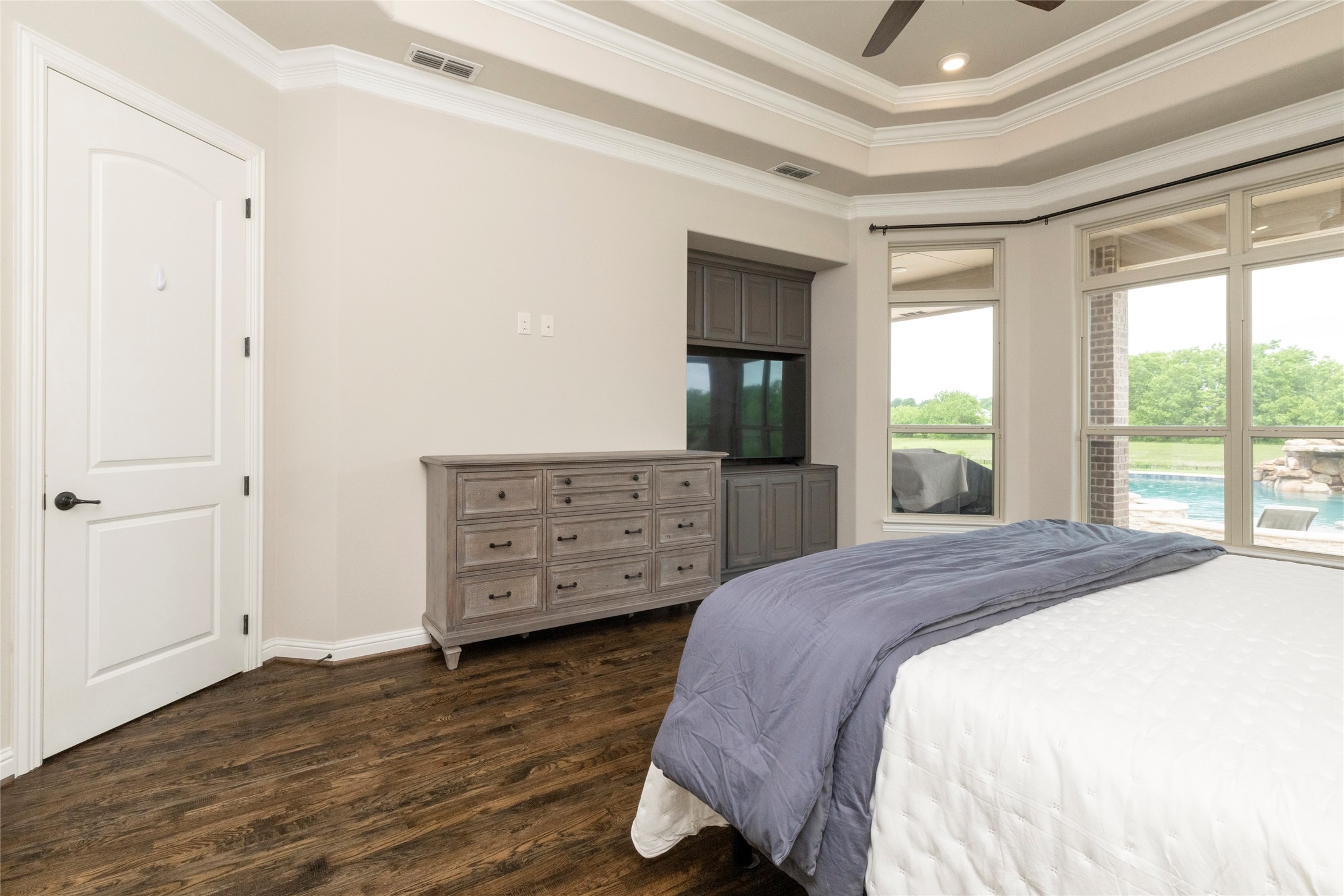 1413 Artesia Lane