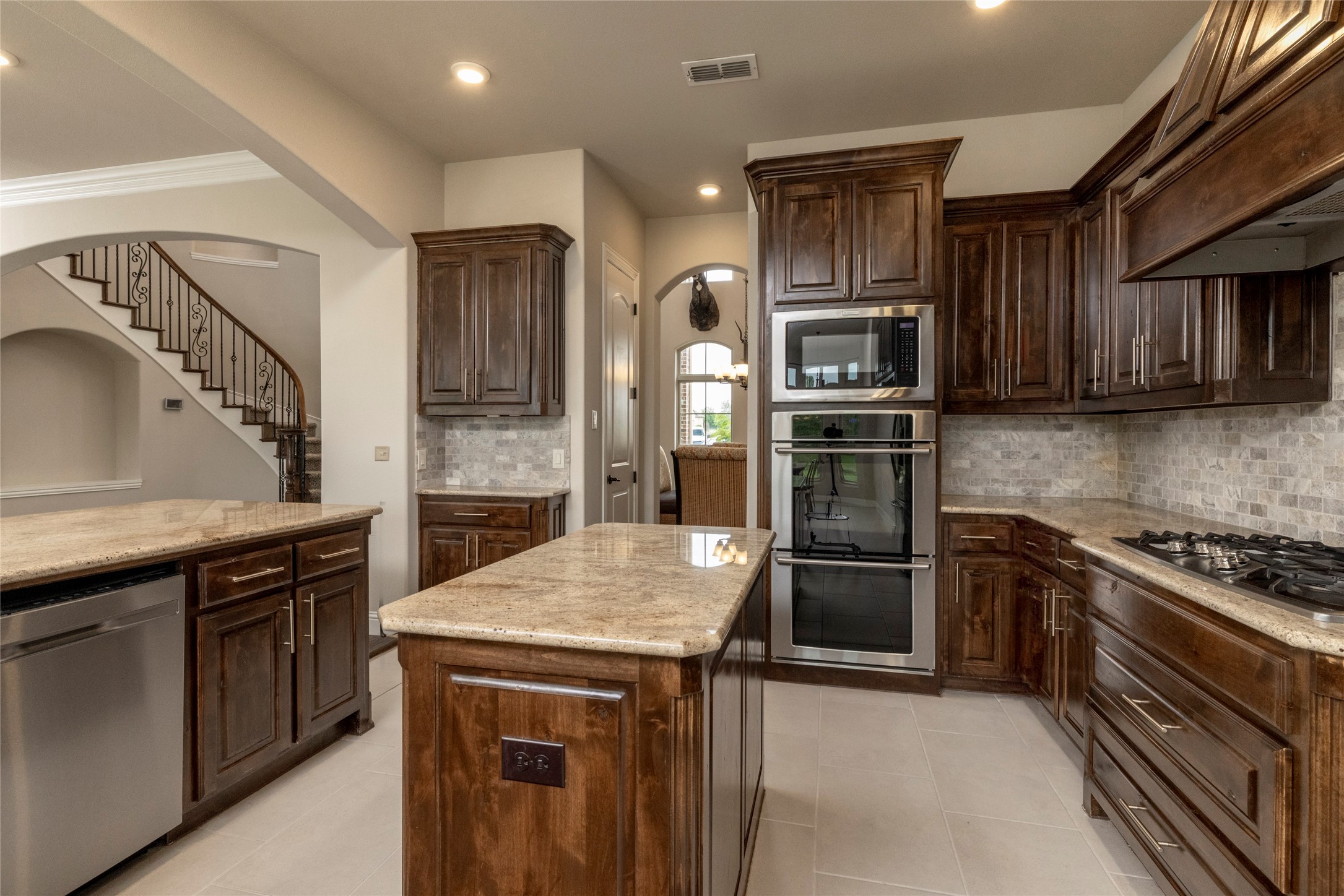 1413 Artesia Lane