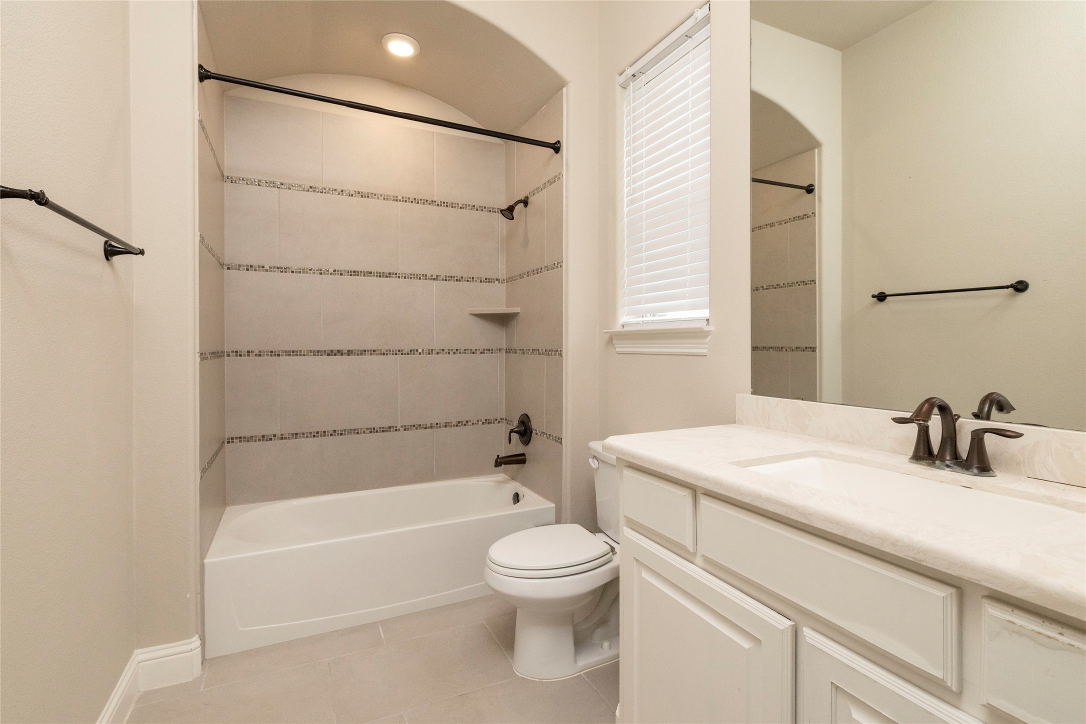 1413 Artesia Lane