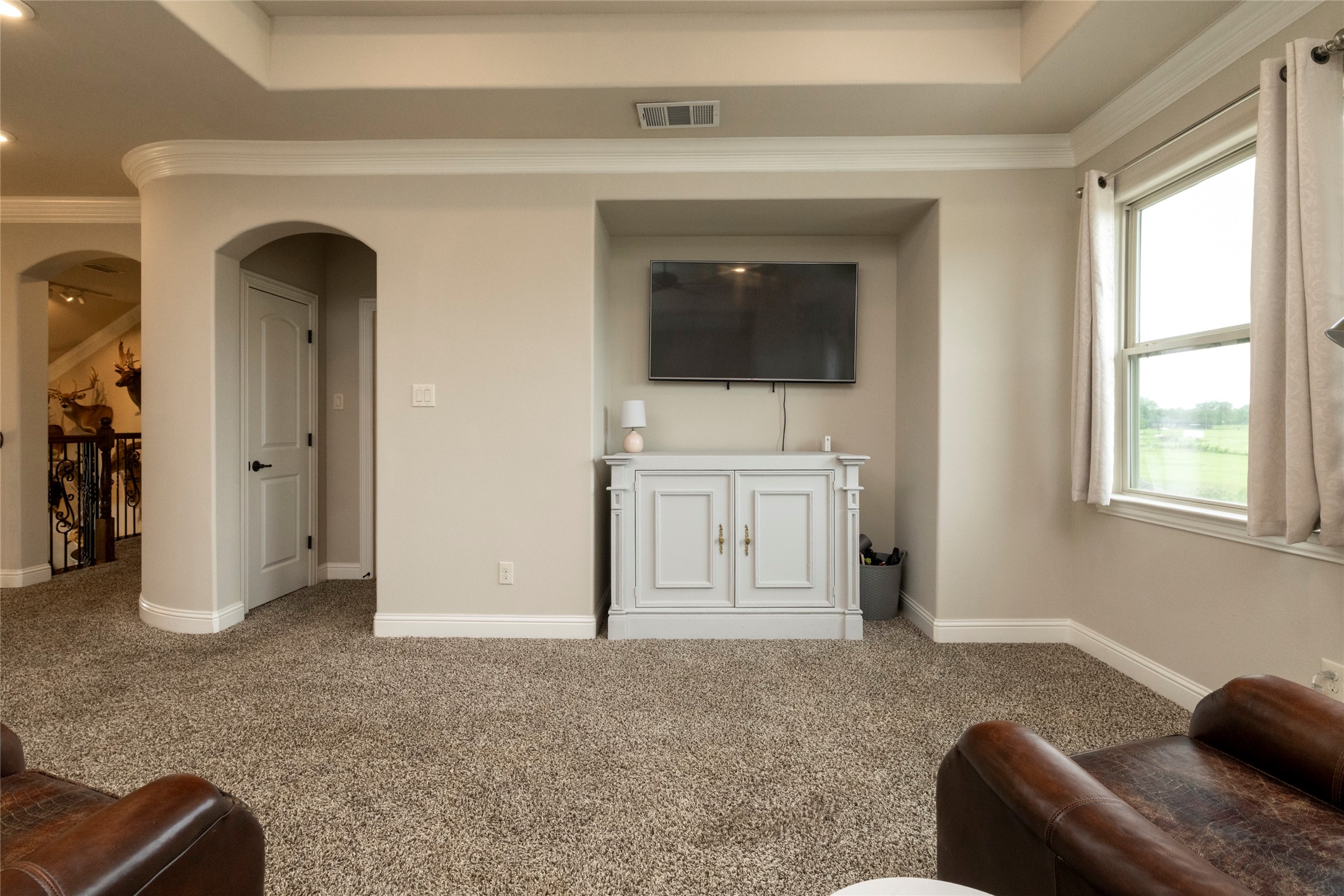 1413 Artesia Lane