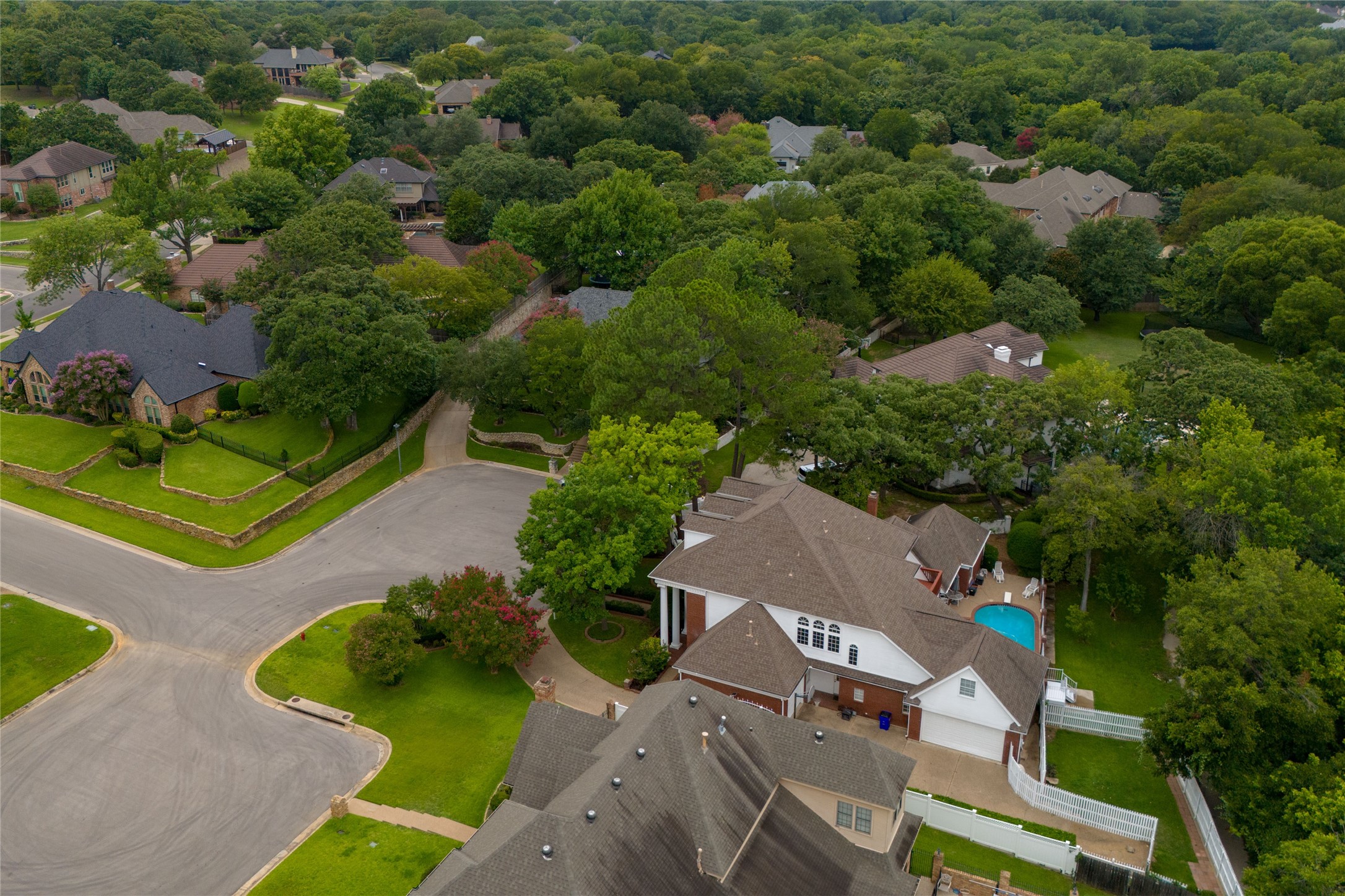 4106 Trail Bend Court
