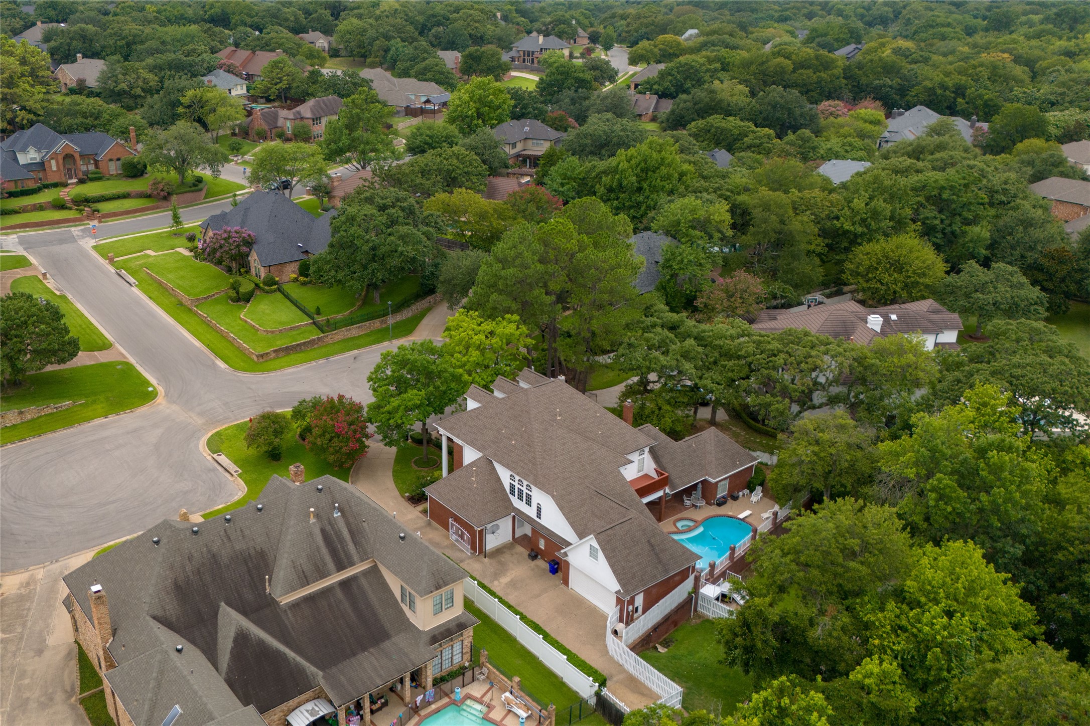4106 Trail Bend Court