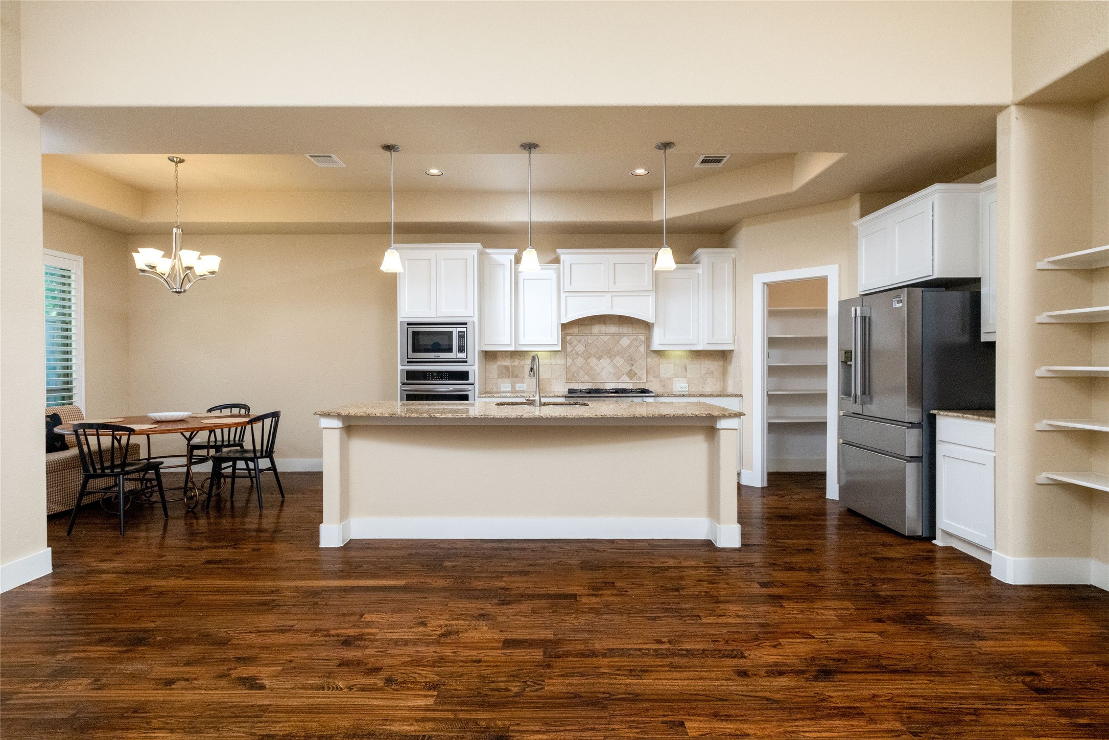 2505 Sanders Court