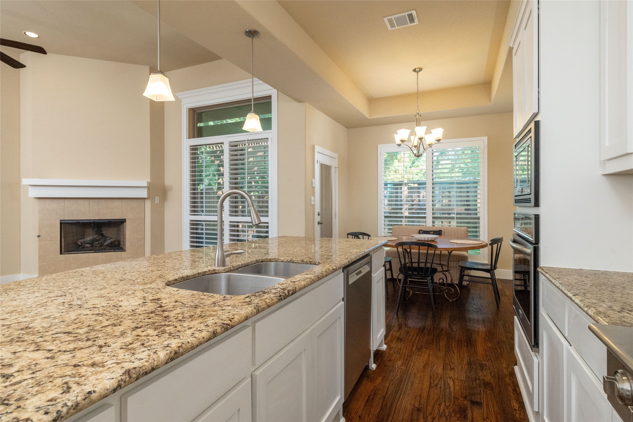 2505 Sanders Court