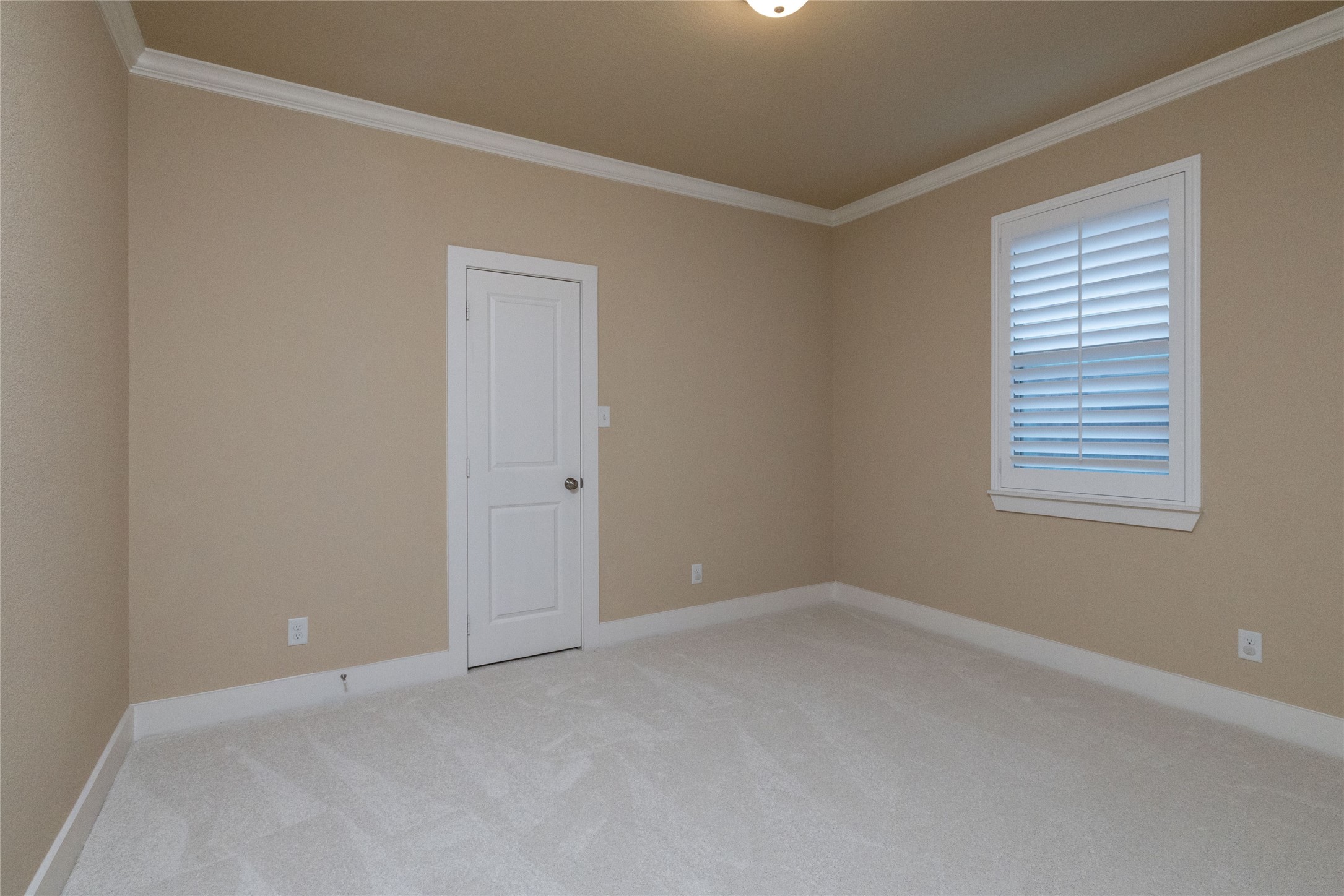 2505 Sanders Court