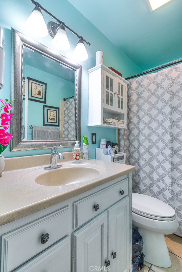 18809 E Ghent Street