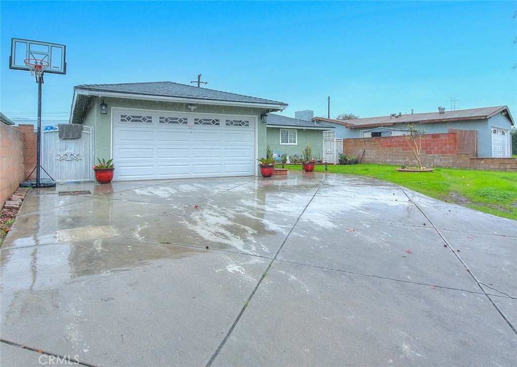 18809 E Ghent Street