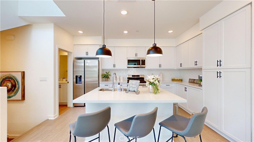 11049 Momentum Drive