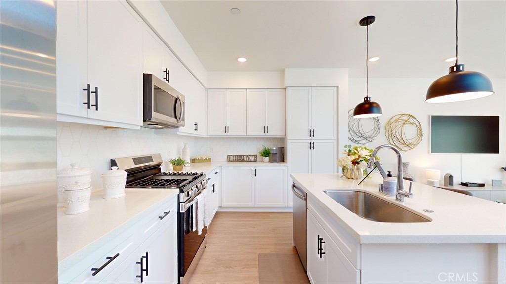 11049 Momentum Drive