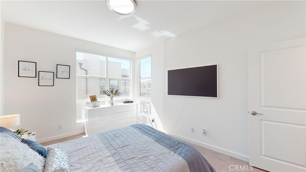 11049 Momentum Drive