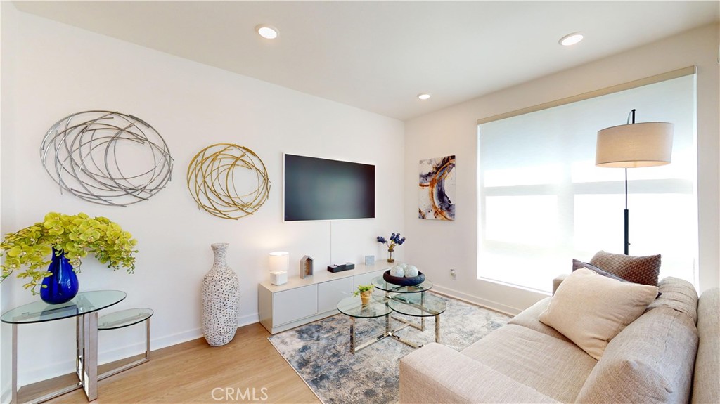 11049 Momentum Drive