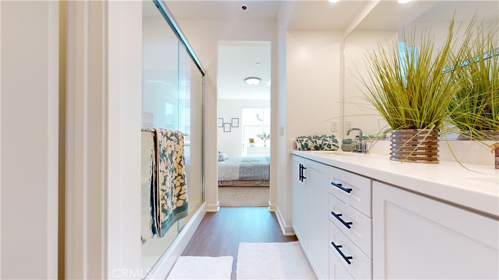 11049 Momentum Drive