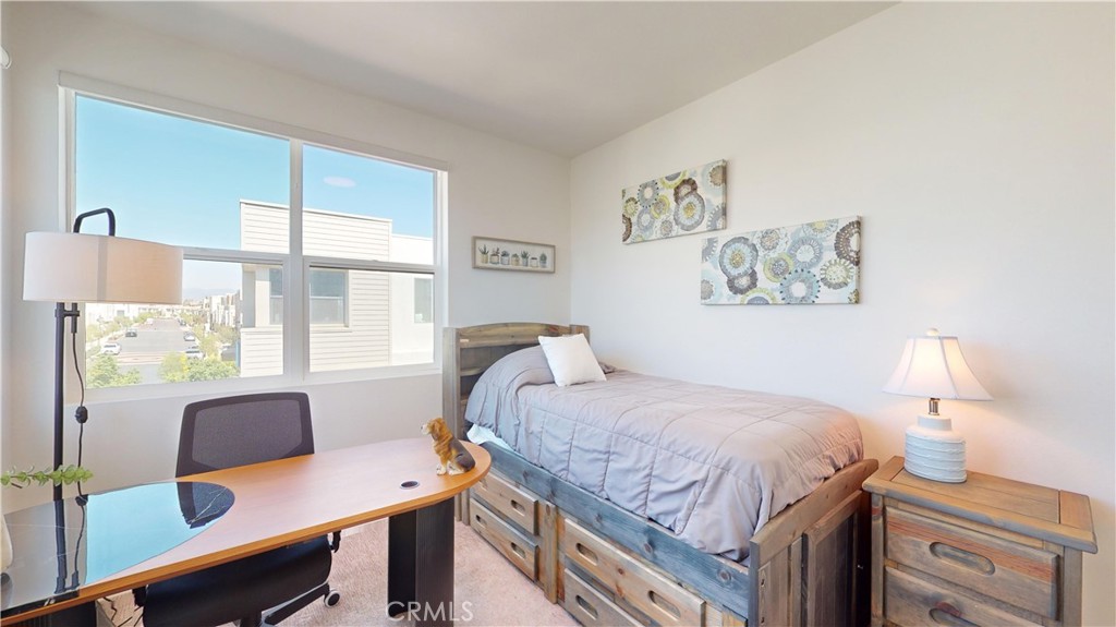 11049 Momentum Drive