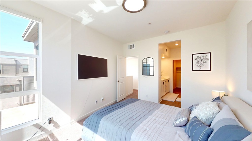 11049 Momentum Drive