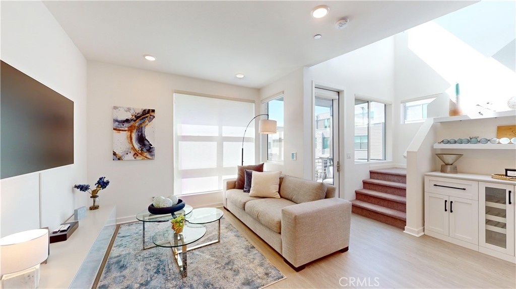 11049 Momentum Drive