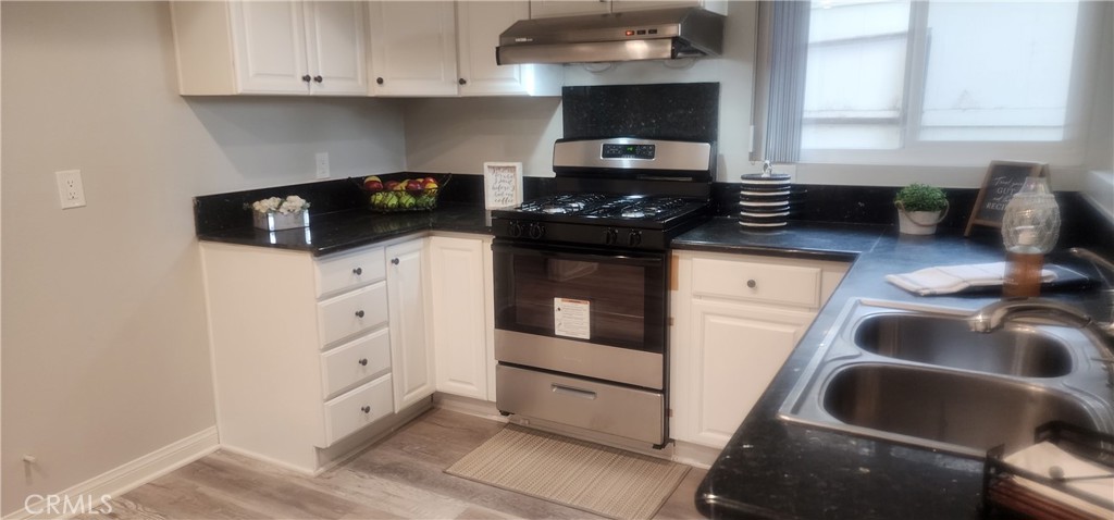 1178 Winged Foot Drive