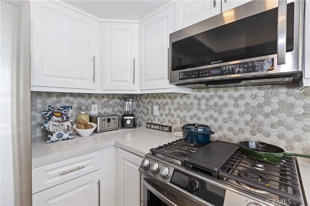 9754 Huntington Drive C