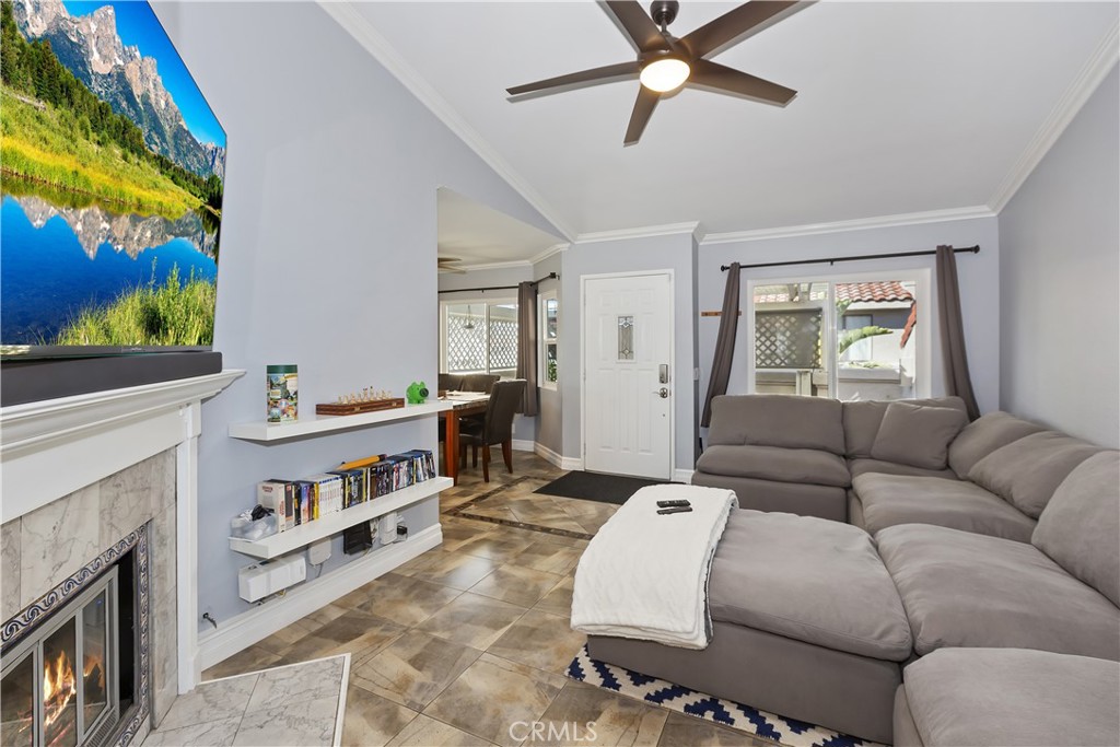 9754 Huntington Drive C