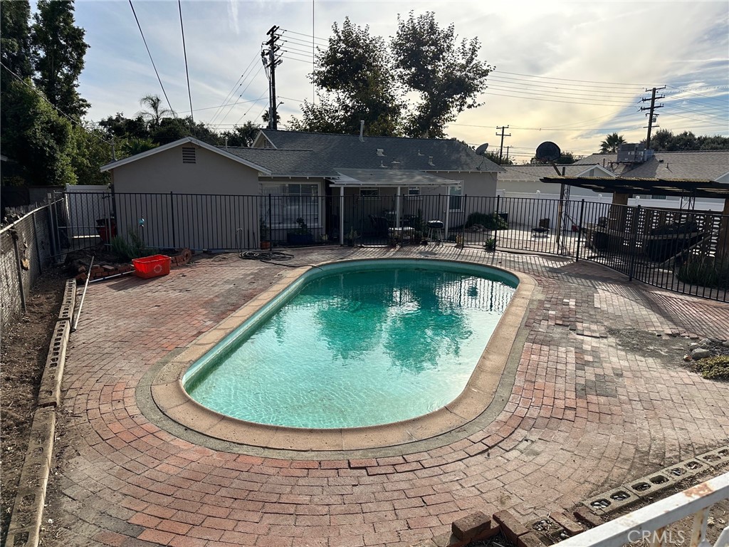 437 Cucamonga Avenue