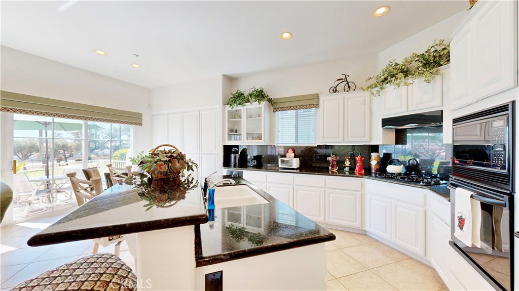 1548 Upland Hills Drive N