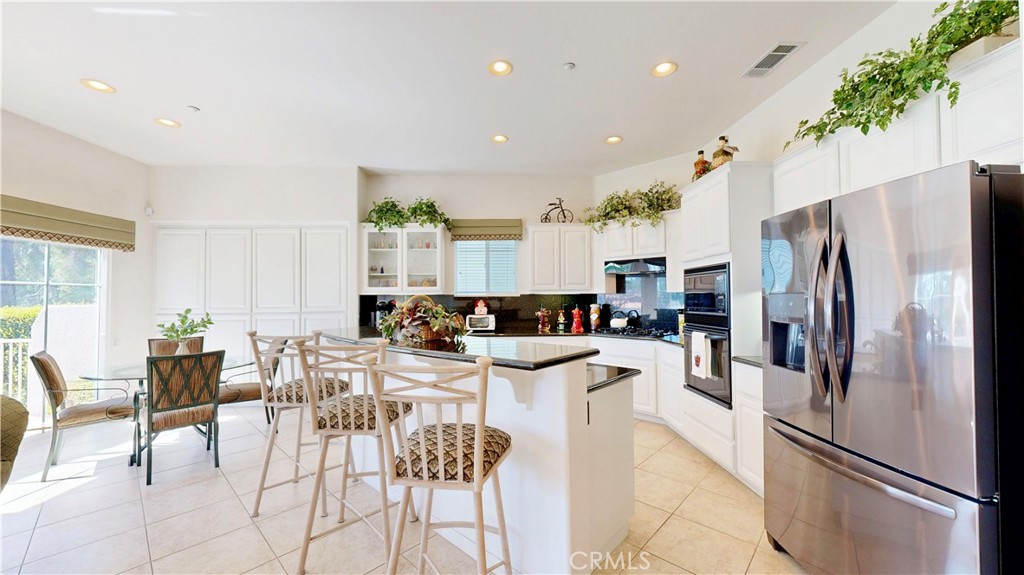 1548 Upland Hills Drive N