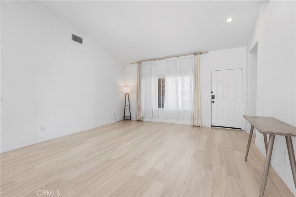 4113 N Tangerine Drive