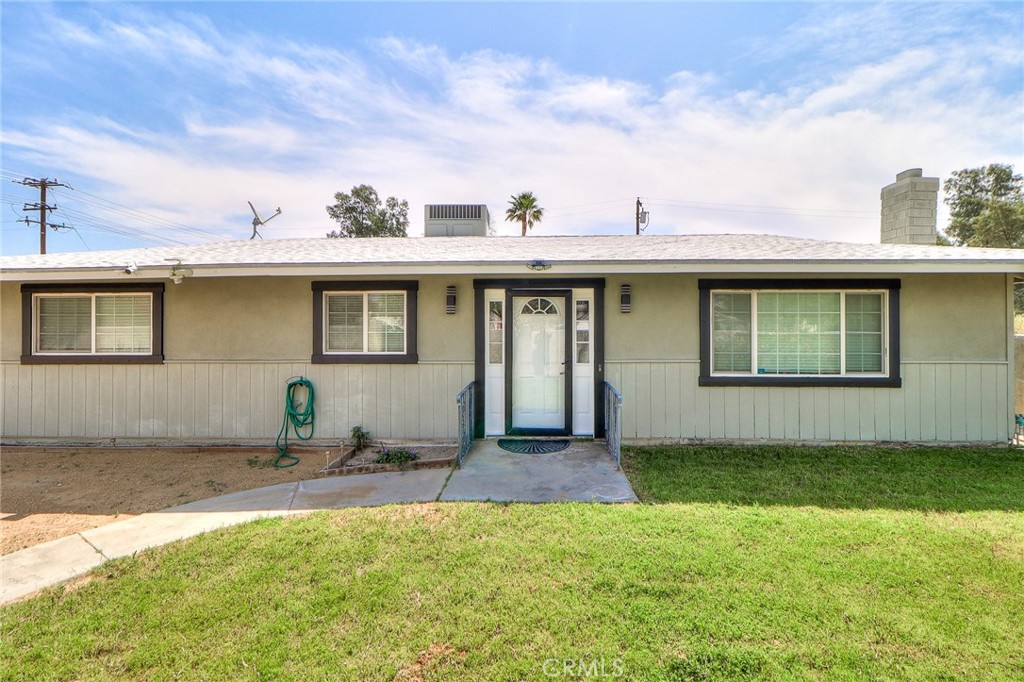 16110 Avenida Ramada