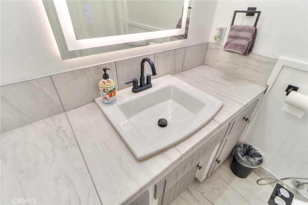 16110 Avenida Ramada