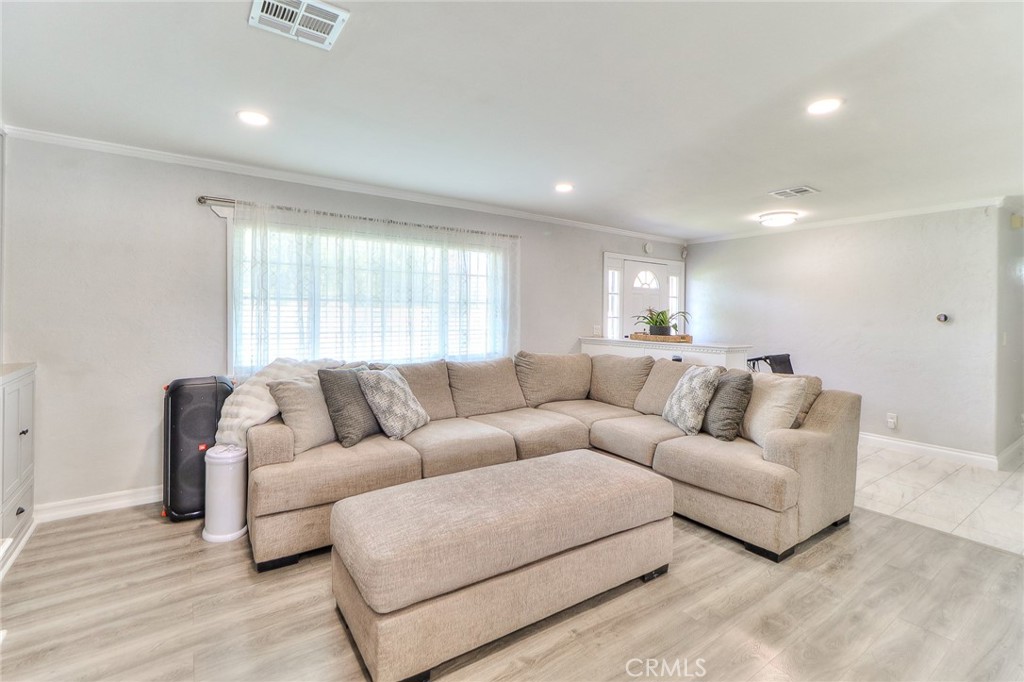 16110 Avenida Ramada