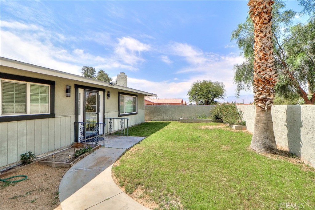 16110 Avenida Ramada