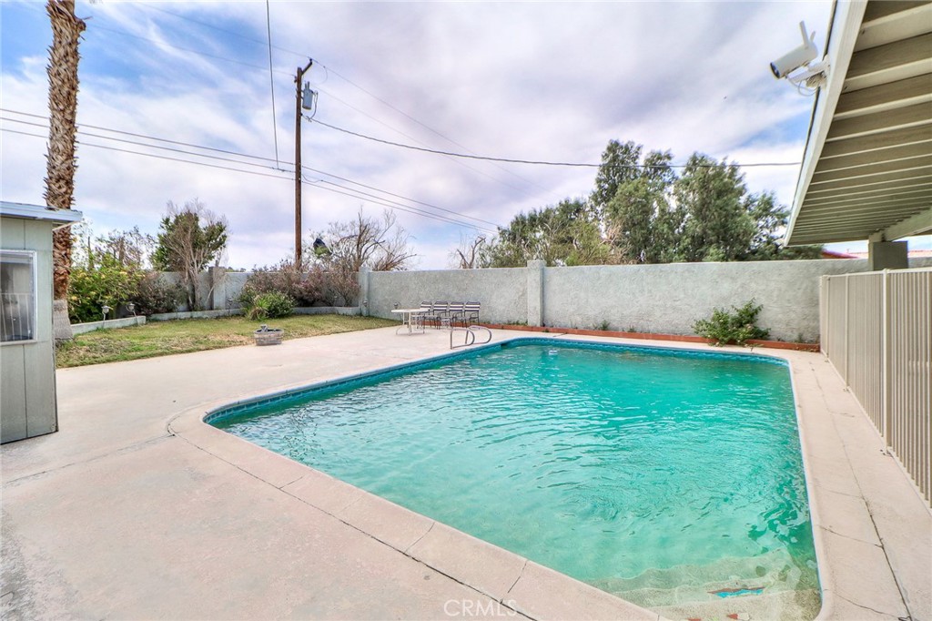 16110 Avenida Ramada