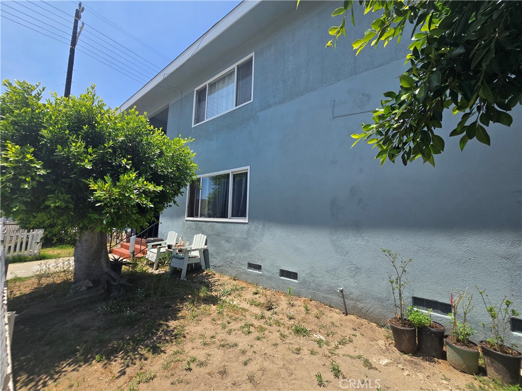 923 W G Street 8