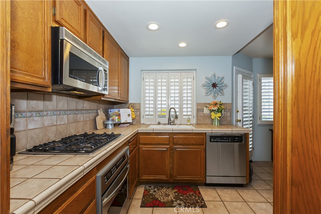 7346 Springmill Place