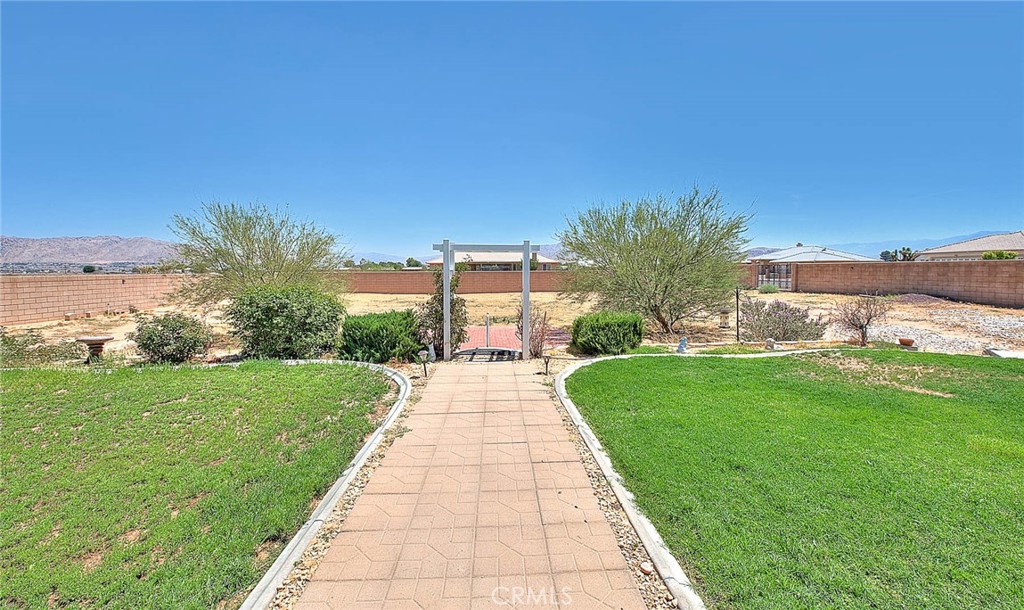 15095 Douglas Street